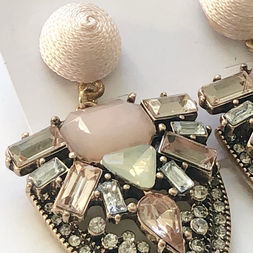 Stone post earrings